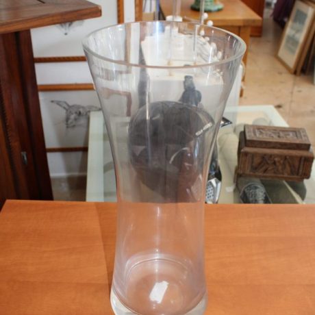 CK11181N Glass Vase 37cm High 16cm Diameter 16 euros